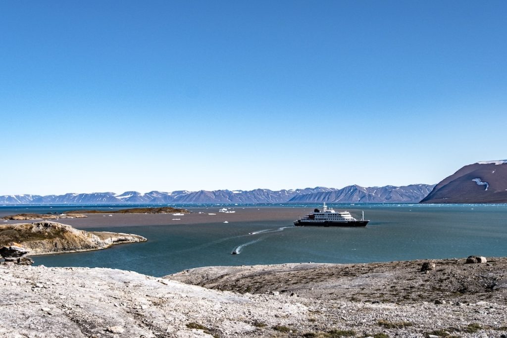 Spitzbergen M/V Hondius