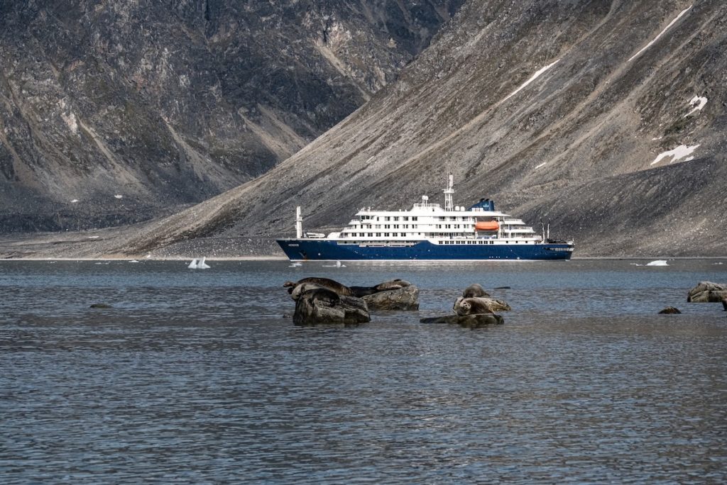 Spitzbergen M/V Hondius